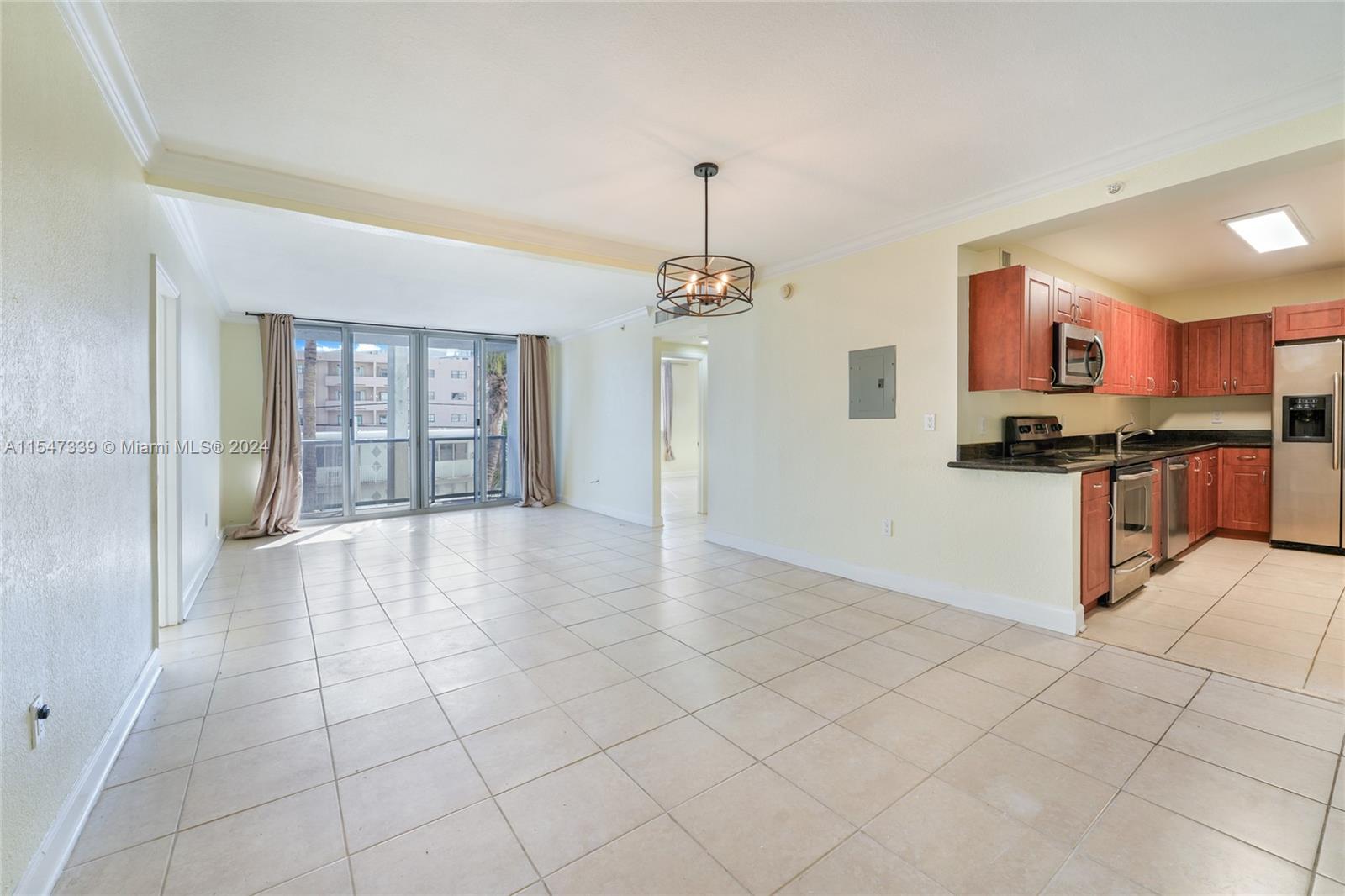 401 69th St 200, Miami Beach, Florida 33141, 2 Bedrooms Bedrooms, ,2 BathroomsBathrooms,Residential,For Sale,401 69th St 200,A11547339