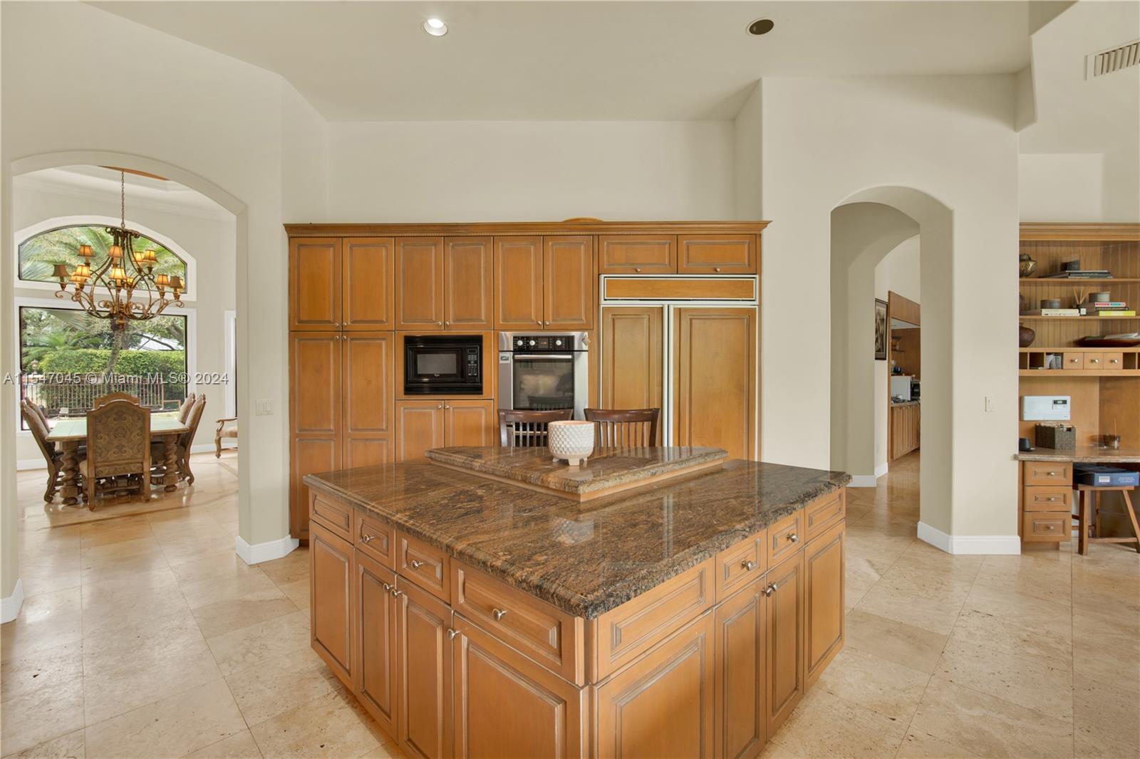 10651 67th Ct, Pinecrest, FL, 33156 United States, 5 Bedrooms Bedrooms, ,4 BathroomsBathrooms,Residential,For Sale,67th Ct,A11547045