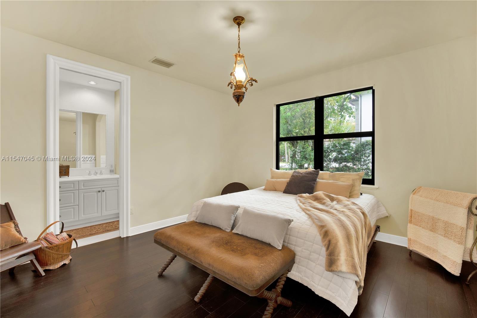 10651 67th Ct, Pinecrest, FL, 33156 United States, 5 Bedrooms Bedrooms, ,4 BathroomsBathrooms,Residential,For Sale,67th Ct,A11547045