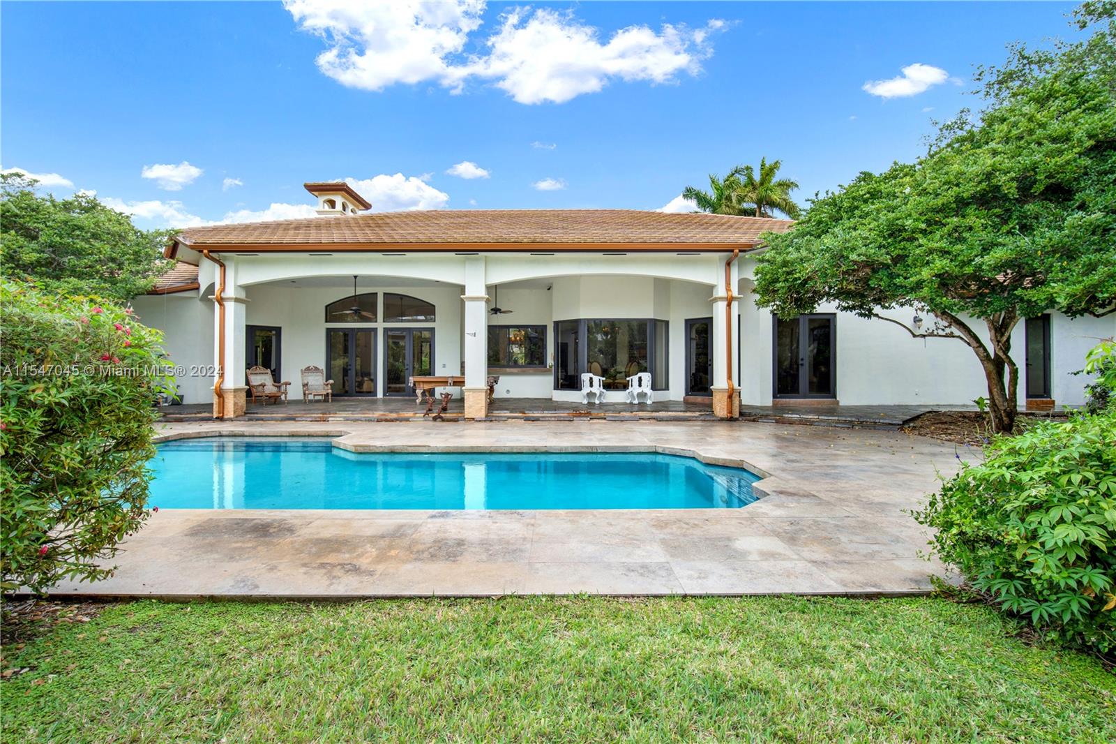 10651 67th Ct, Pinecrest, FL, 33156 United States, 5 Bedrooms Bedrooms, ,4 BathroomsBathrooms,Residential,For Sale,67th Ct,A11547045