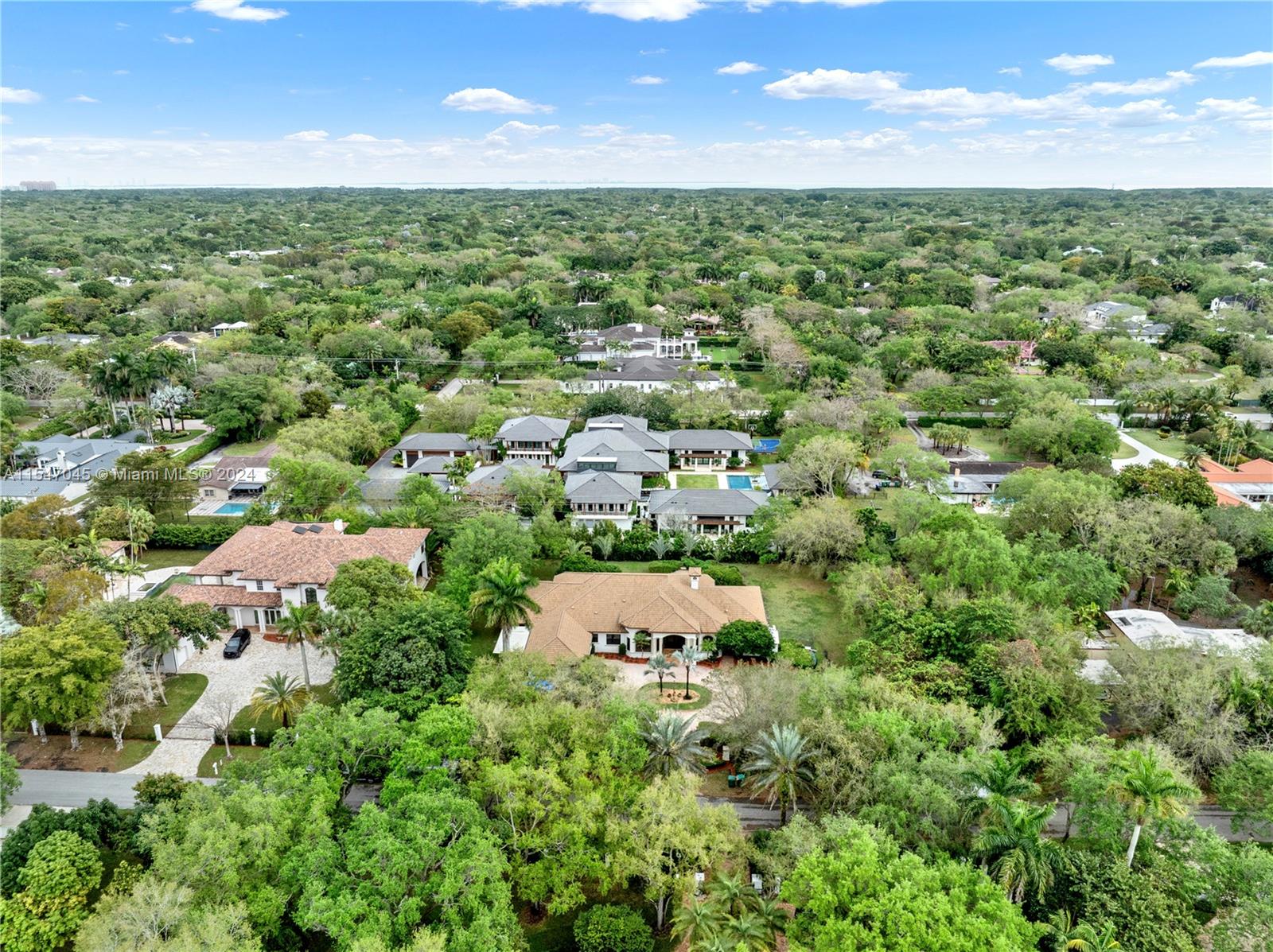 10651 67th Ct, Pinecrest, FL, 33156 United States, 5 Bedrooms Bedrooms, ,4 BathroomsBathrooms,Residential,For Sale,67th Ct,A11547045