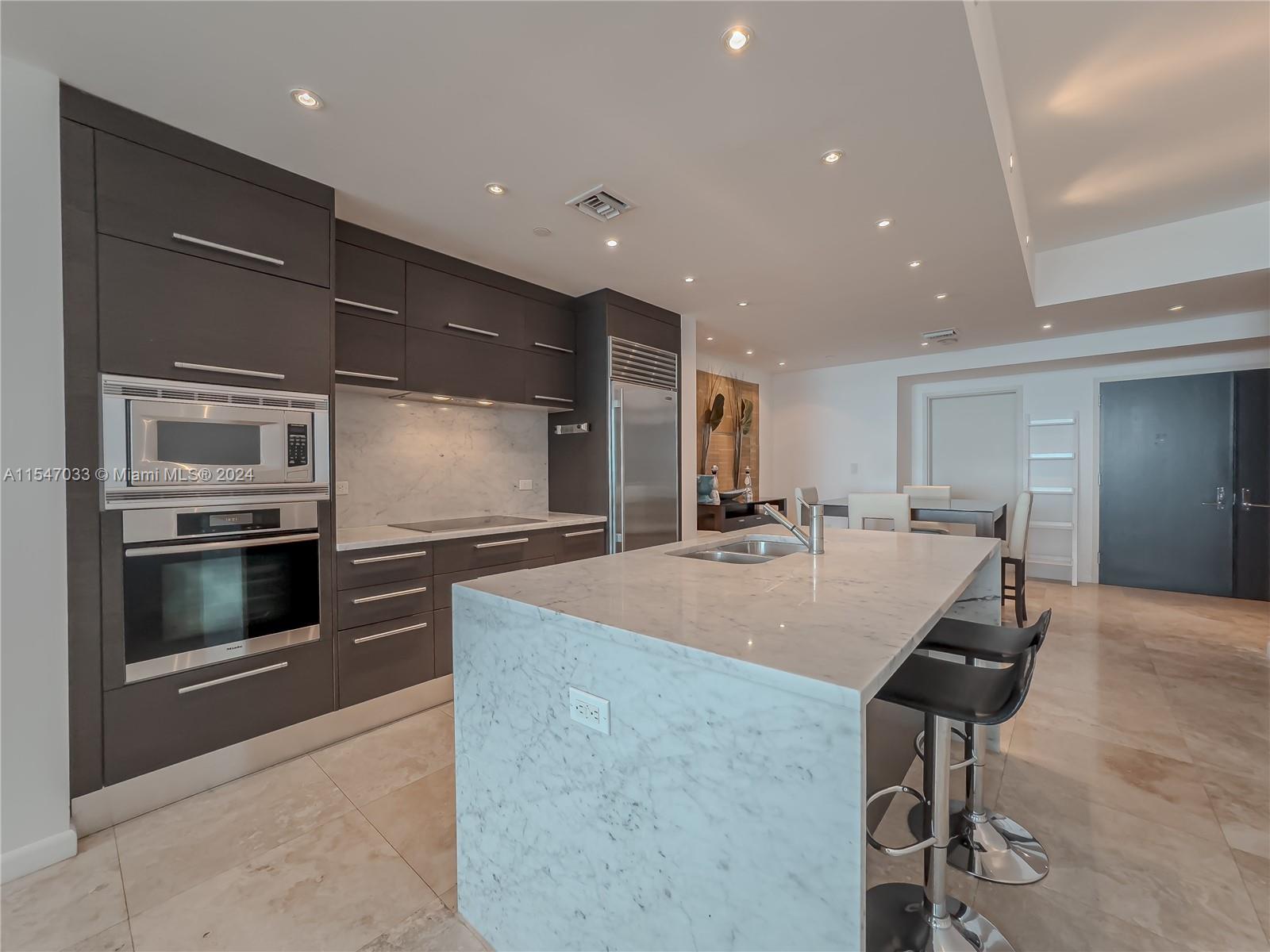 900 Biscayne Blvd 5108, Miami, Florida 33132, 2 Bedrooms Bedrooms, 6 Rooms Rooms,3 BathroomsBathrooms,Residential,For Sale,900 Biscayne Blvd 5108,A11547033