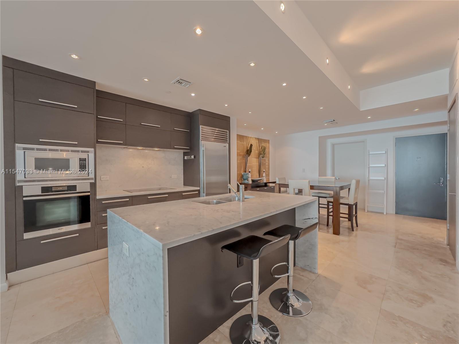 900 Biscayne Blvd 5108, Miami, Florida 33132, 2 Bedrooms Bedrooms, 6 Rooms Rooms,3 BathroomsBathrooms,Residential,For Sale,900 Biscayne Blvd 5108,A11547033