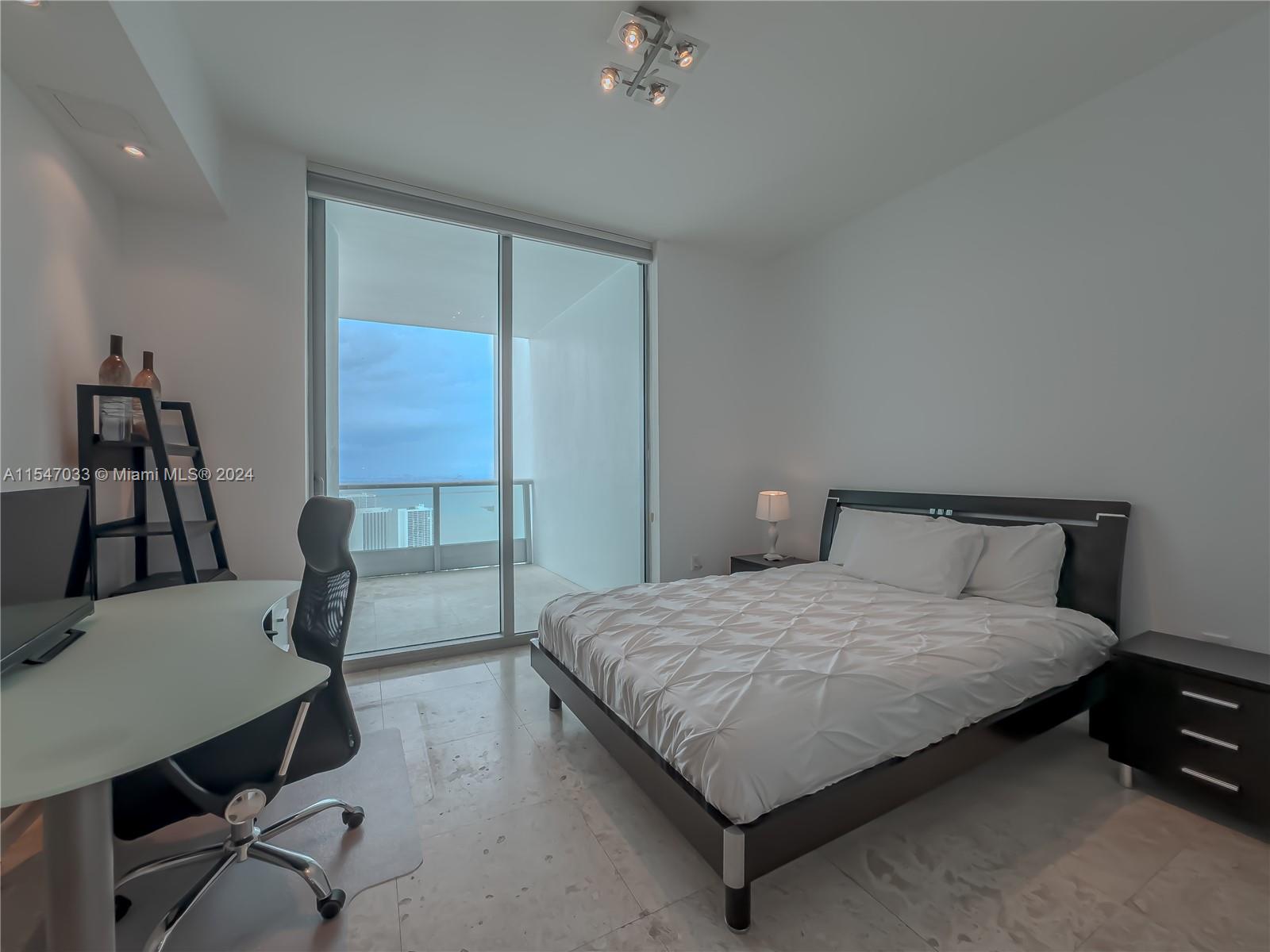 900 Biscayne Blvd 5108, Miami, Florida 33132, 2 Bedrooms Bedrooms, 6 Rooms Rooms,3 BathroomsBathrooms,Residential,For Sale,900 Biscayne Blvd 5108,A11547033