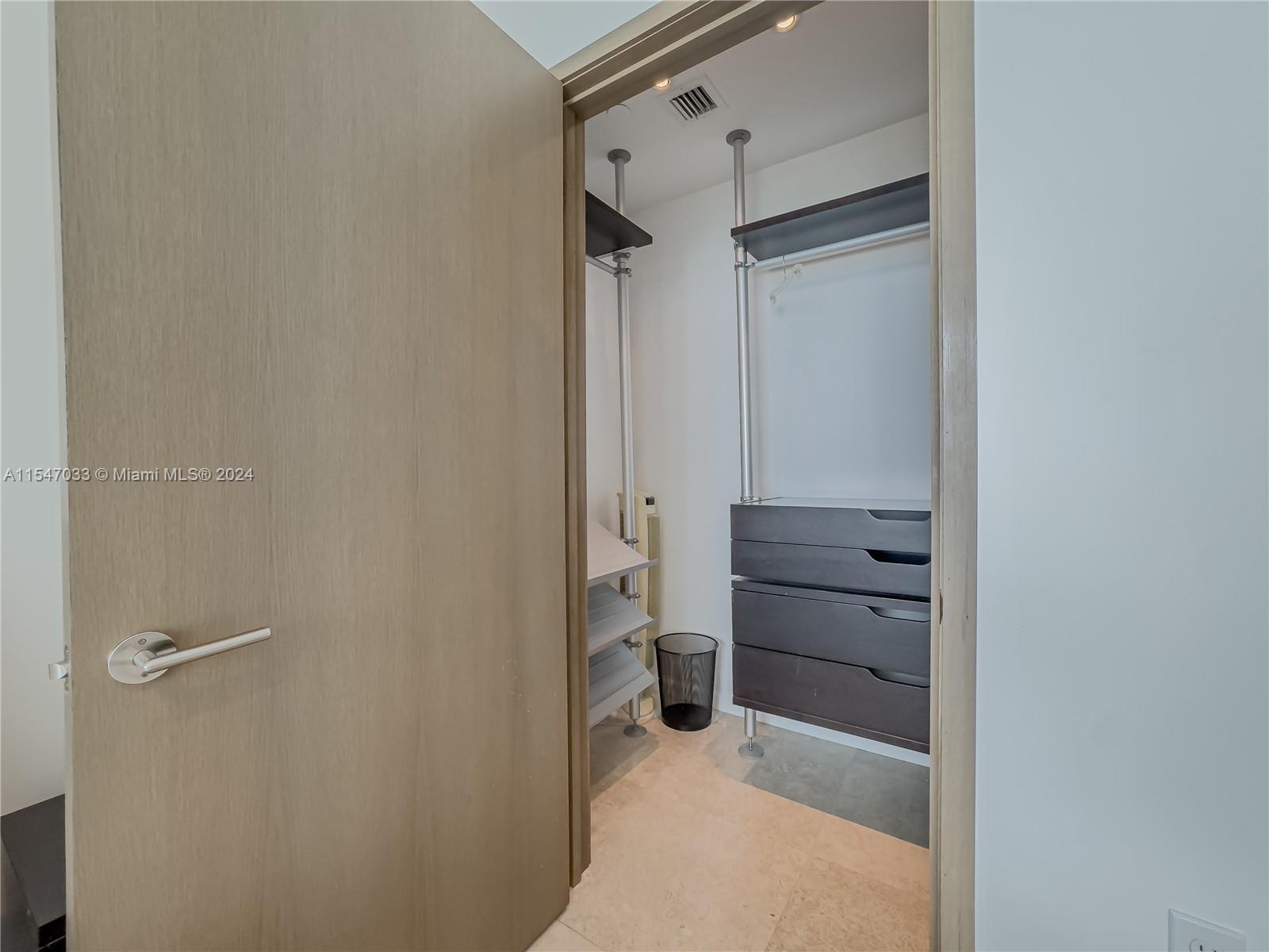 900 Biscayne Blvd 5108, Miami, Florida 33132, 2 Bedrooms Bedrooms, 6 Rooms Rooms,3 BathroomsBathrooms,Residential,For Sale,900 Biscayne Blvd 5108,A11547033