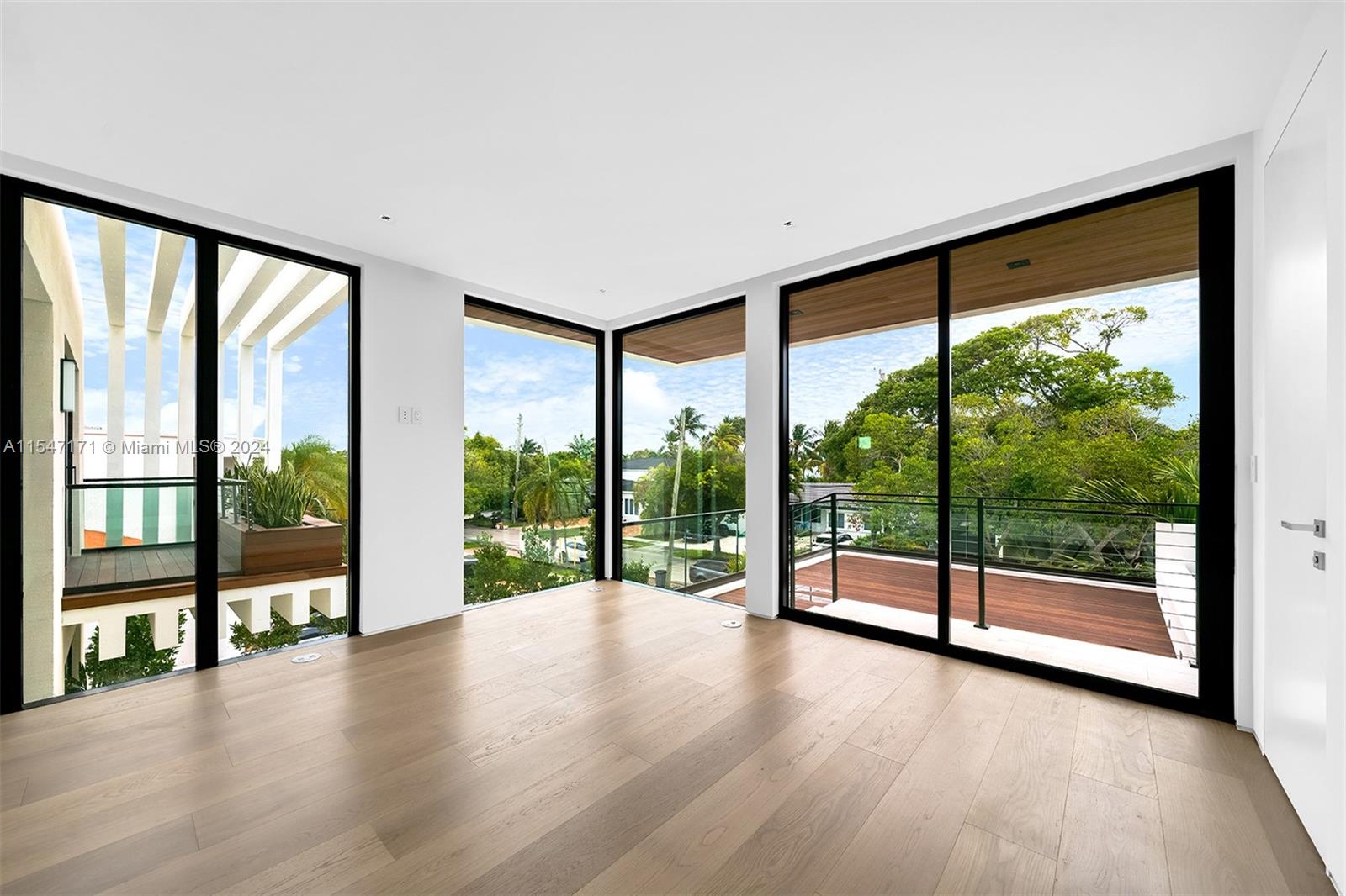 1800 Daytonia Rd, Miami Beach, FL, 33141 United States, 7 Bedrooms Bedrooms, ,7 BathroomsBathrooms,Residential,For Sale,Daytonia Rd,A11547171