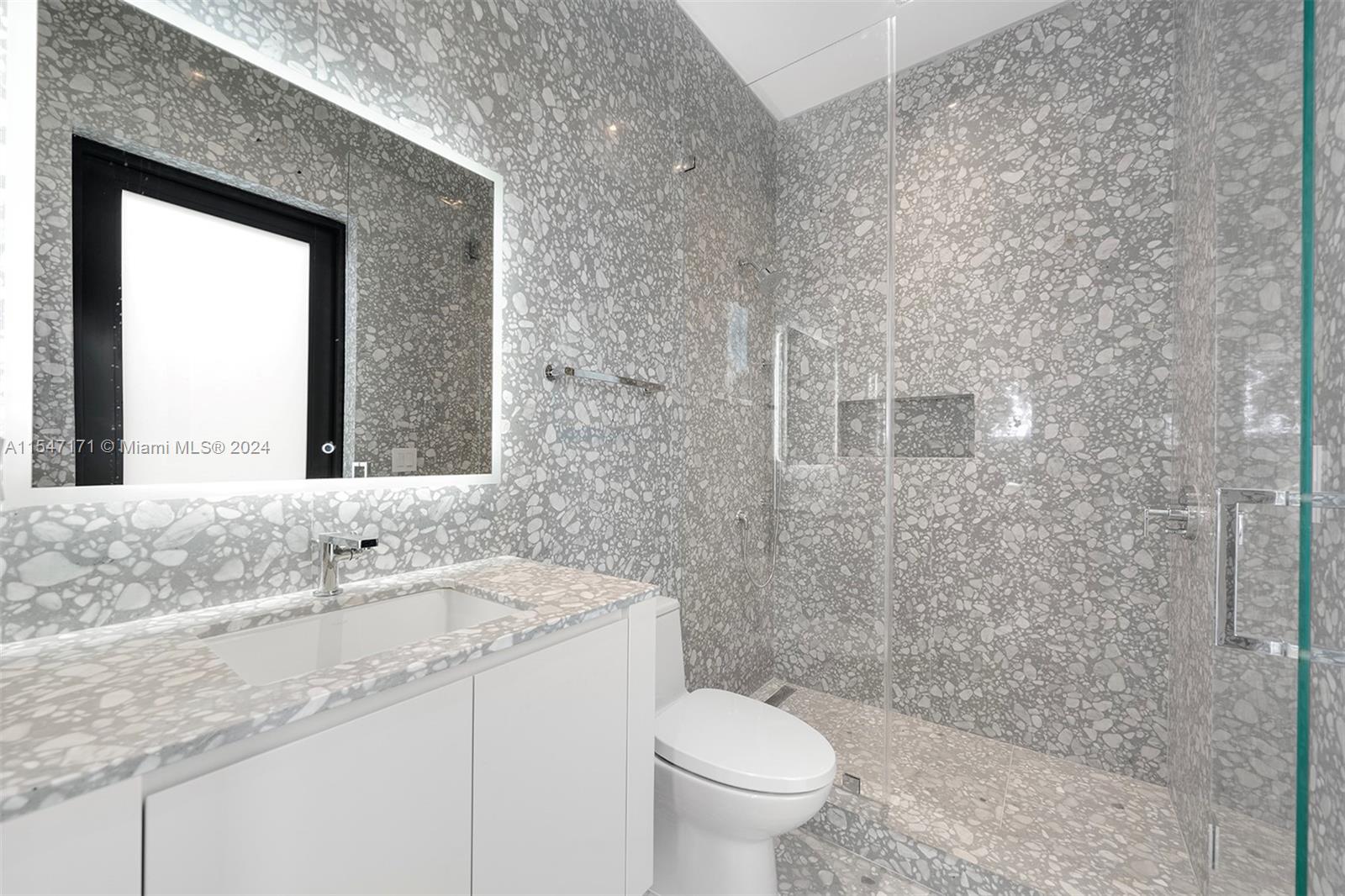 1800 Daytonia Rd, Miami Beach, Florida 33141, 7 Bedrooms Bedrooms, ,7 BathroomsBathrooms,Residential,For Sale,1800 Daytonia Rd,A11547171