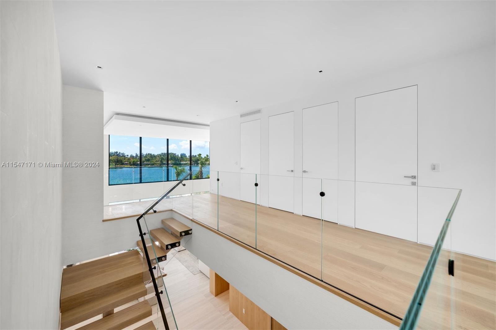 1800 Daytonia Rd, Miami Beach, Florida 33141, 7 Bedrooms Bedrooms, ,7 BathroomsBathrooms,Residential,For Sale,1800 Daytonia Rd,A11547171