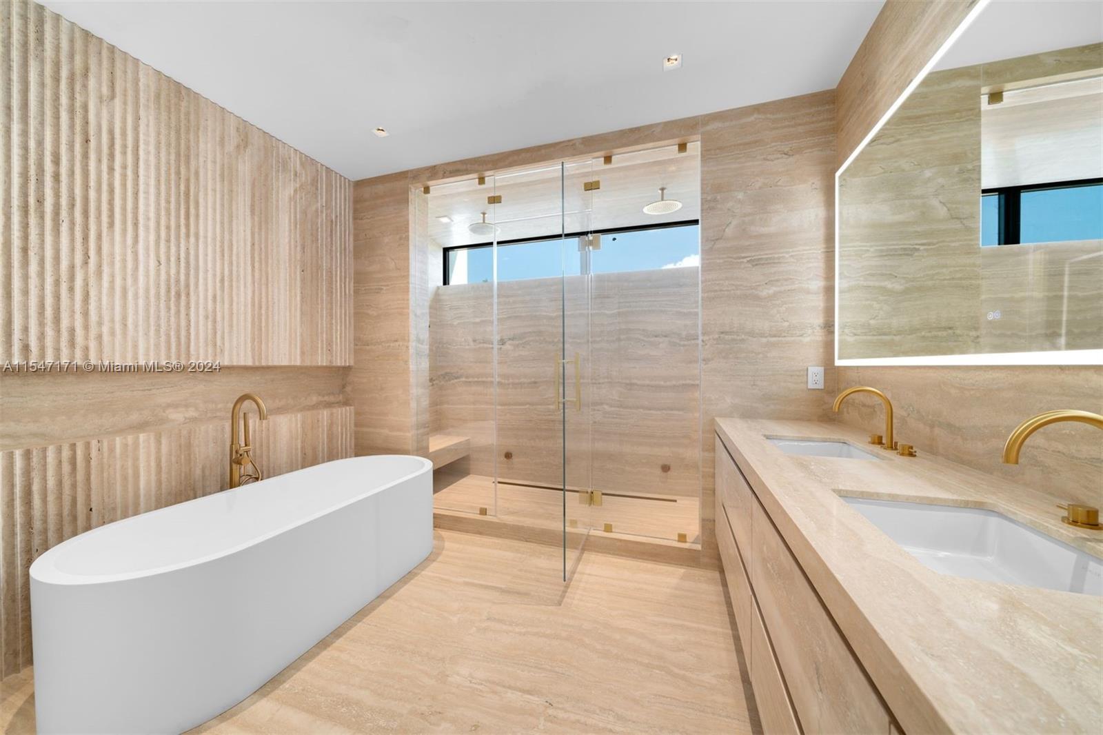 1800 Daytonia Rd, Miami Beach, Florida 33141, 7 Bedrooms Bedrooms, ,7 BathroomsBathrooms,Residential,For Sale,1800 Daytonia Rd,A11547171