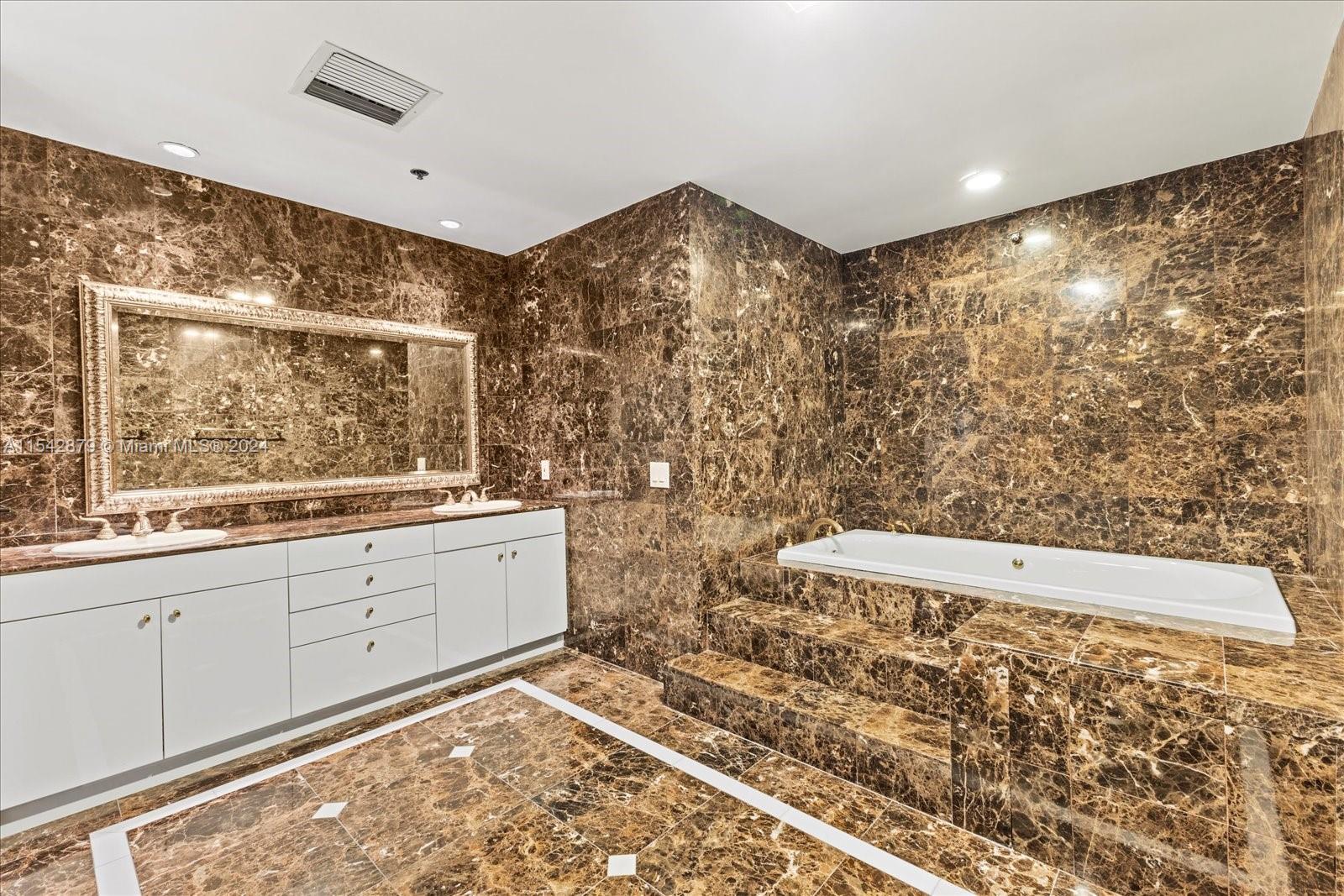 2134 Fisher Island Dr 2134, Miami Beach, Florida 33109, 3 Bedrooms Bedrooms, ,3 BathroomsBathrooms,Residentiallease,For Rent,2134 Fisher Island Dr 2134,A11542879