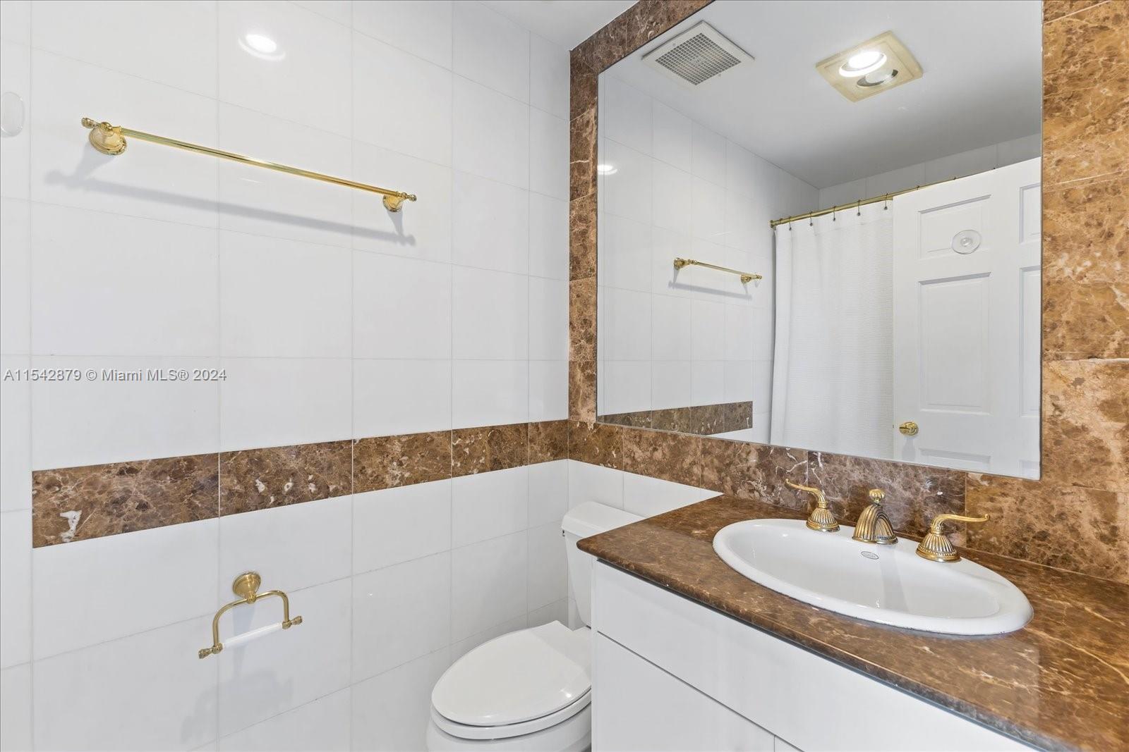 2134 Fisher Island Dr 2134, Miami Beach, Florida 33109, 3 Bedrooms Bedrooms, ,3 BathroomsBathrooms,Residentiallease,For Rent,2134 Fisher Island Dr 2134,A11542879