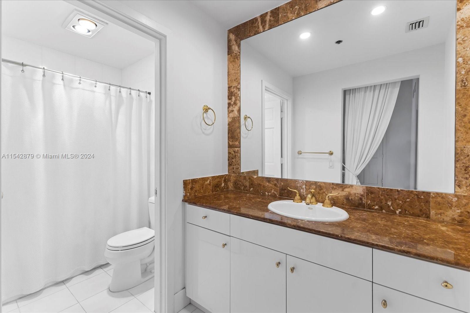 2134 Fisher Island Dr 2134, Miami Beach, Florida 33109, 3 Bedrooms Bedrooms, ,3 BathroomsBathrooms,Residentiallease,For Rent,2134 Fisher Island Dr 2134,A11542879