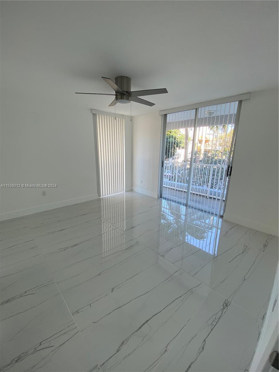 7832 Collins Ave 201, Miami Beach, Florida 33141, 2 Bedrooms Bedrooms, ,2 BathroomsBathrooms,Residentiallease,For Rent,7832 Collins Ave 201,A11539212