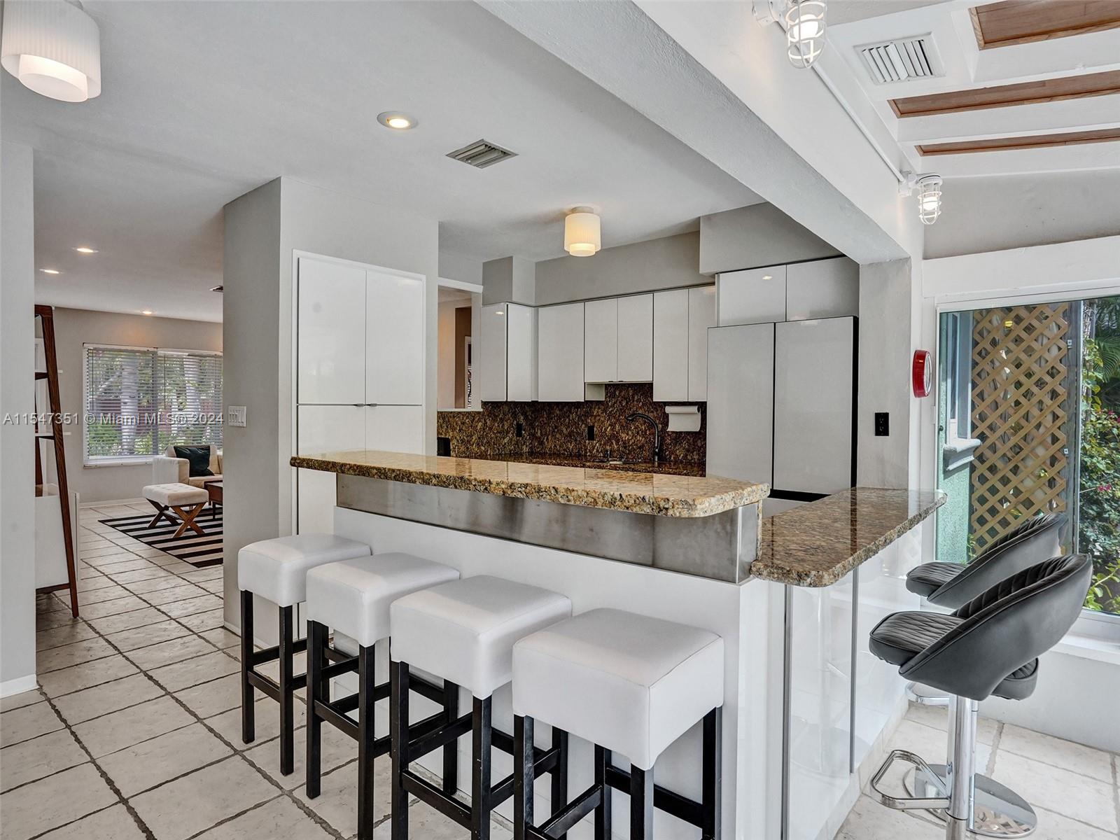 1806 20th St, Fort Lauderdale, FL, 33305 United States, 2 Bedrooms Bedrooms, ,2 BathroomsBathrooms,Residential,For Sale,20th St,A11547351