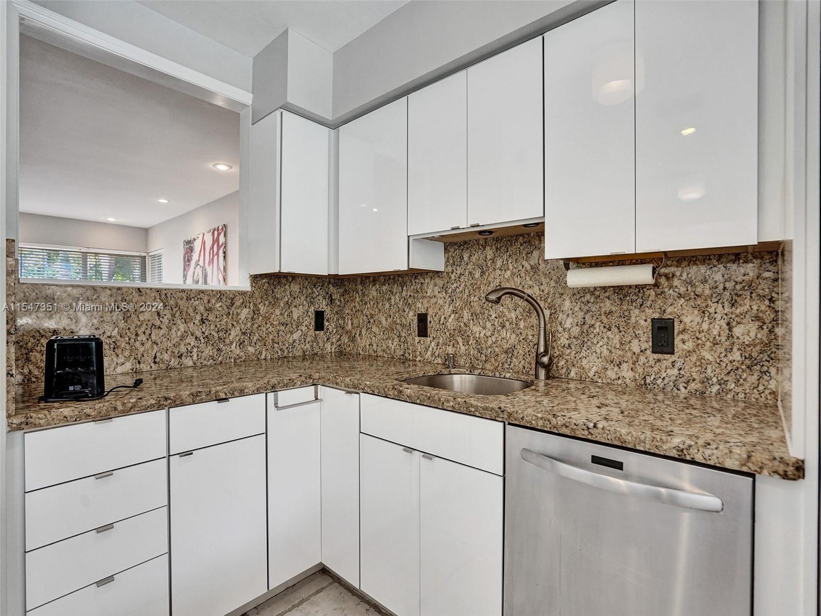 1806 20th St, Fort Lauderdale, FL, 33305 United States, 2 Bedrooms Bedrooms, ,2 BathroomsBathrooms,Residential,For Sale,20th St,A11547351