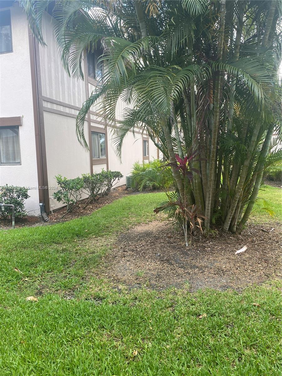 9984 N Belfort Cir 112, Tamarac, Florida 33321, 2 Bedrooms Bedrooms, ,2 BathroomsBathrooms,Residential,For Sale,9984 N Belfort Cir 112,A11547329
