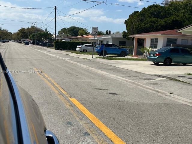 1829 NW 5 St, Miami, Florida 33125, 2 Bedrooms Bedrooms, ,2 BathroomsBathrooms,Residential,For Sale,1829 NW 5 St,A11543358