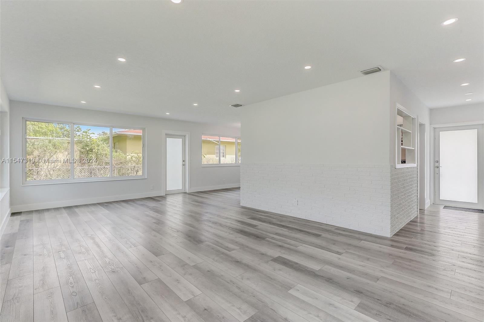 341 30th Ter, Fort Lauderdale, FL, 33312 United States, 3 Bedrooms Bedrooms, ,2 BathroomsBathrooms,Residential,For Sale,30th Ter,A11547319