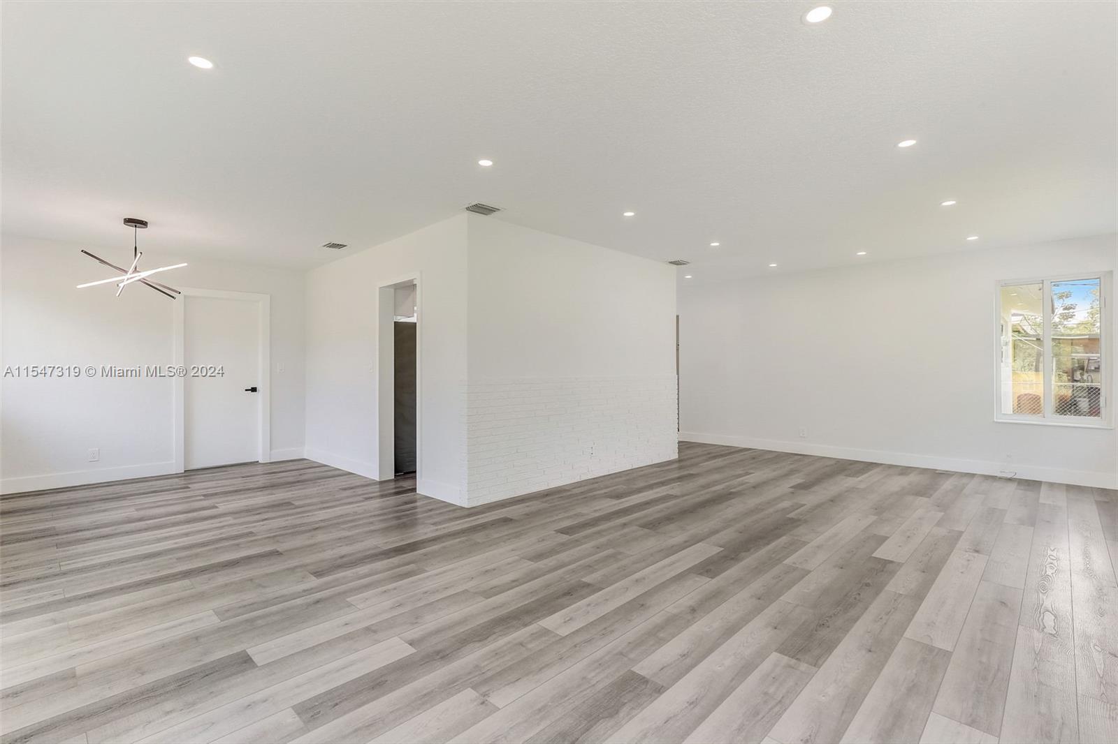 341 30th Ter, Fort Lauderdale, FL, 33312 United States, 3 Bedrooms Bedrooms, ,2 BathroomsBathrooms,Residential,For Sale,30th Ter,A11547319