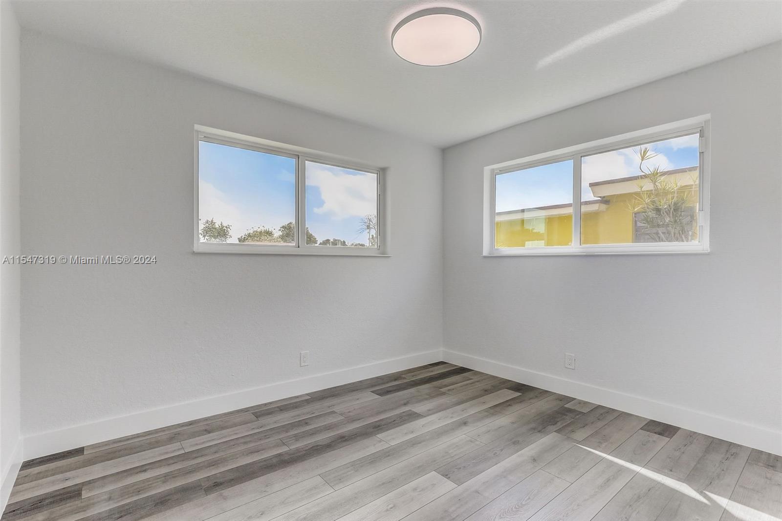 341 30th Ter, Fort Lauderdale, FL, 33312 United States, 3 Bedrooms Bedrooms, ,2 BathroomsBathrooms,Residential,For Sale,30th Ter,A11547319