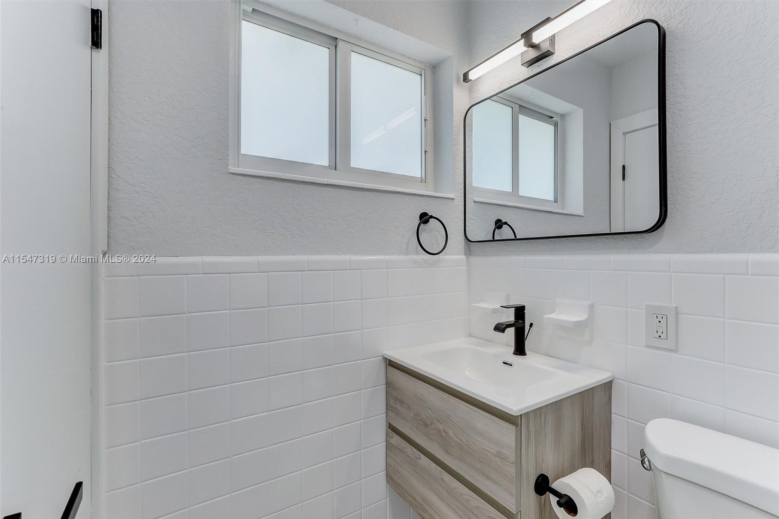 341 30th Ter, Fort Lauderdale, FL, 33312 United States, 3 Bedrooms Bedrooms, ,2 BathroomsBathrooms,Residential,For Sale,30th Ter,A11547319