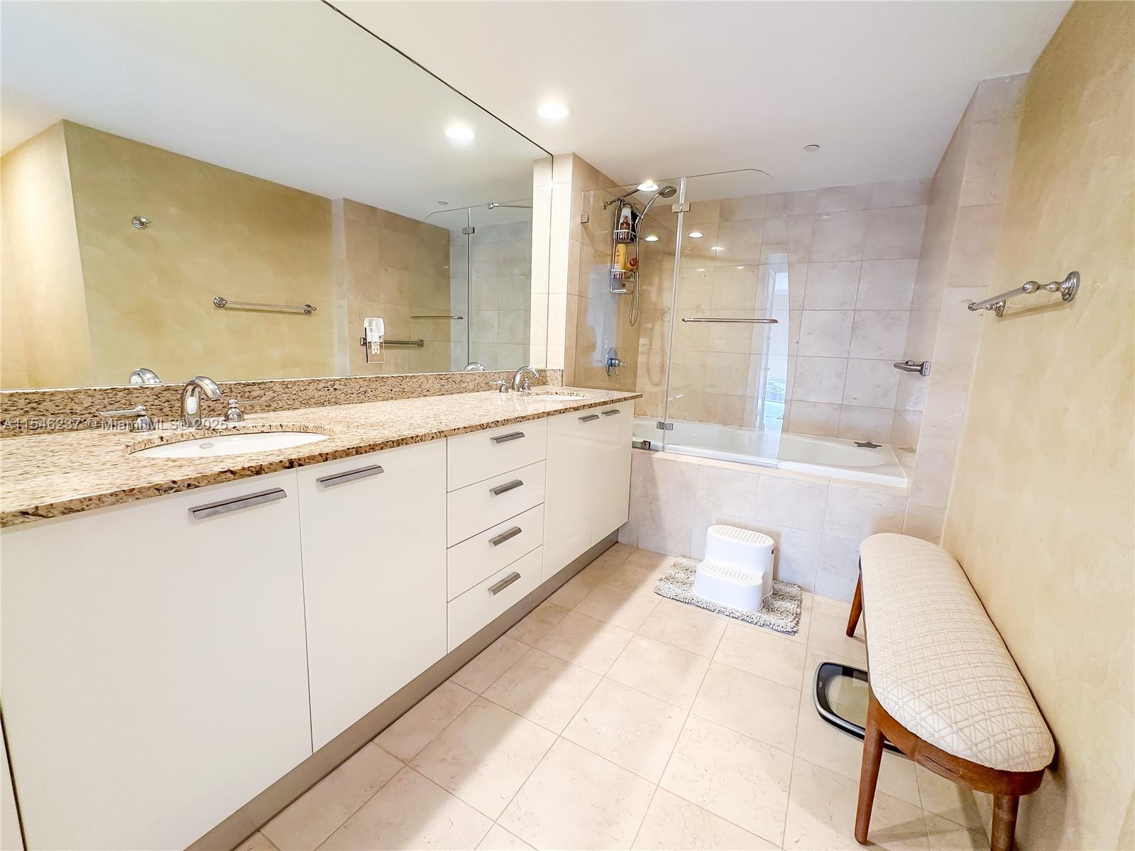 1850 S Ocean Dr 3308, Hallandale Beach, Florida 33009, 4 Bedrooms Bedrooms, ,3 BathroomsBathrooms,Residentiallease,For Rent,1850 S Ocean Dr 3308,A11546237