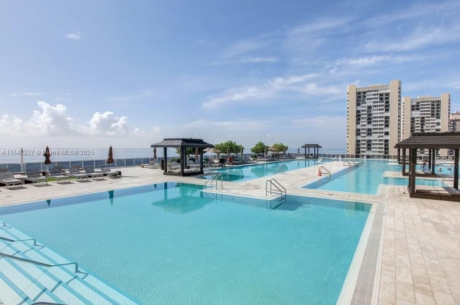 1850 S Ocean Dr 3308, Hallandale Beach, Florida 33009, 4 Bedrooms Bedrooms, ,3 BathroomsBathrooms,Residentiallease,For Rent,1850 S Ocean Dr 3308,A11546237