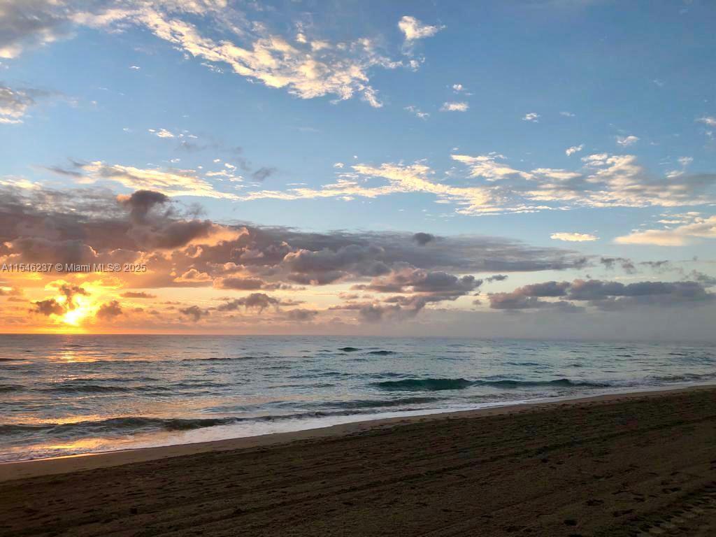 1850 S Ocean Dr 3308, Hallandale Beach, Florida 33009, 4 Bedrooms Bedrooms, ,3 BathroomsBathrooms,Residentiallease,For Rent,1850 S Ocean Dr 3308,A11546237
