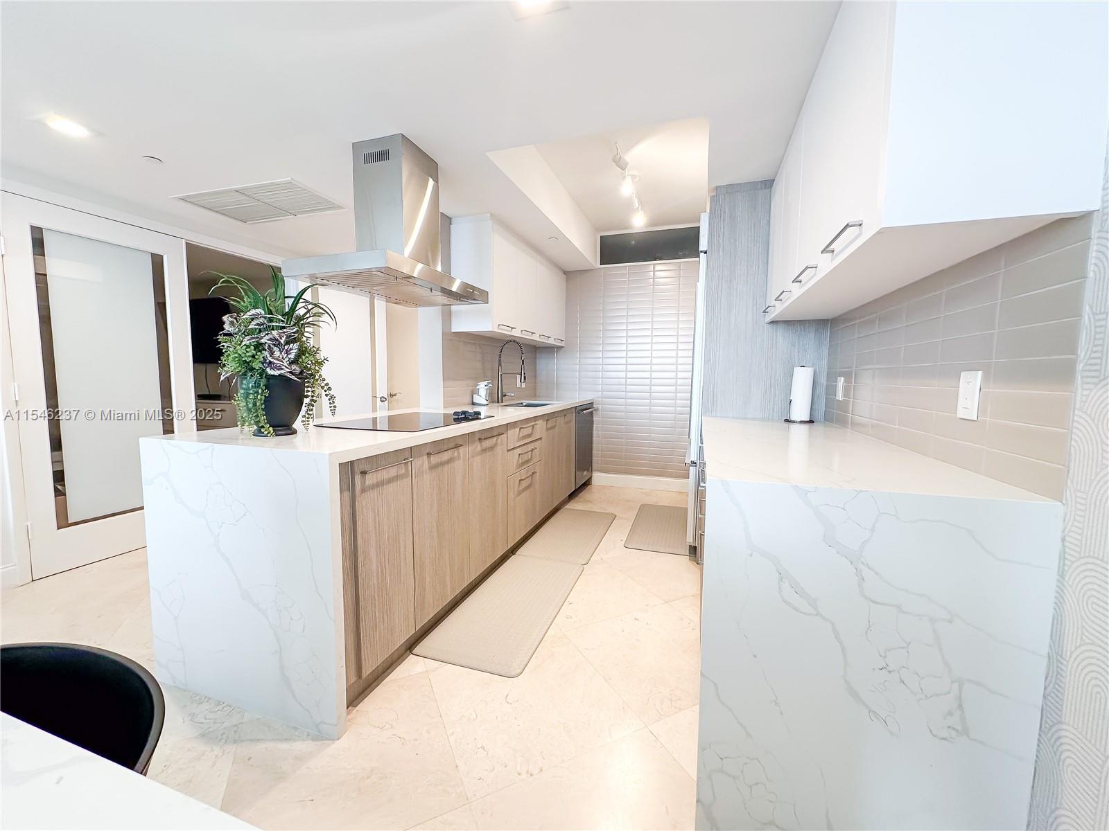 1850 S Ocean Dr 3308, Hallandale Beach, Florida 33009, 4 Bedrooms Bedrooms, ,3 BathroomsBathrooms,Residentiallease,For Rent,1850 S Ocean Dr 3308,A11546237