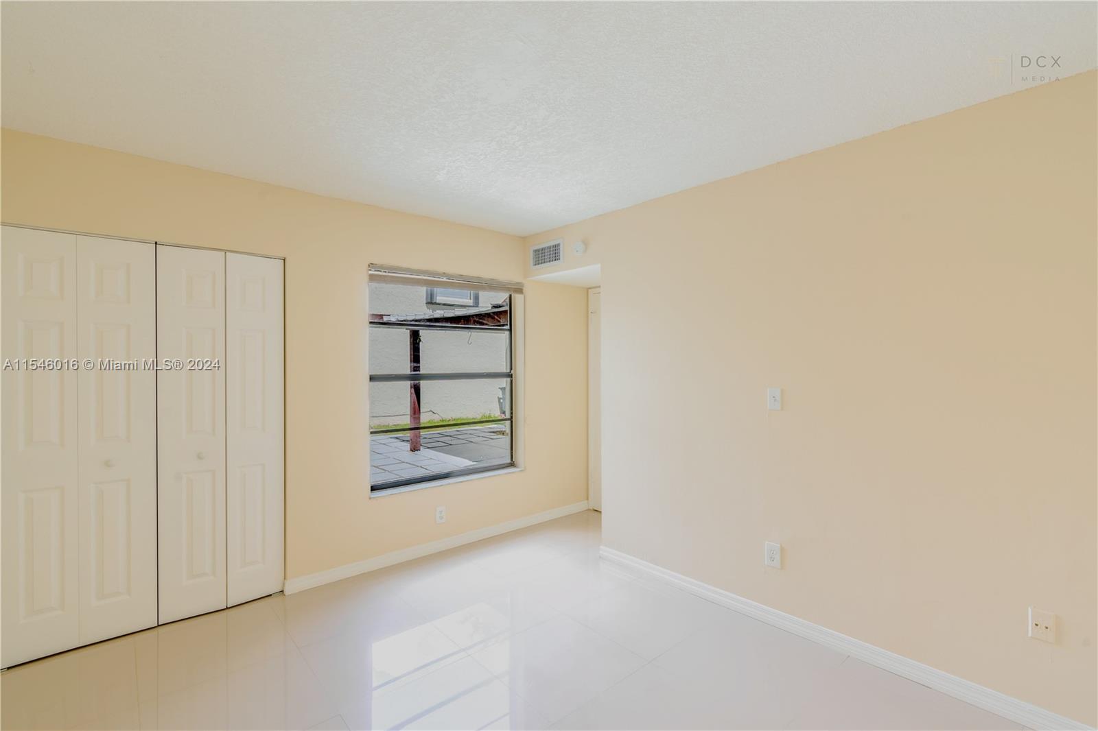 520 NW 99th Pl 520, Miami, Florida 33172, 3 Bedrooms Bedrooms, ,2 BathroomsBathrooms,Residential,For Sale,520 NW 99th Pl 520,A11546016