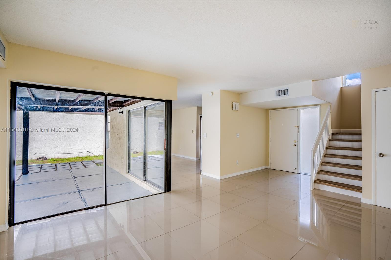 520 NW 99th Pl 520, Miami, Florida 33172, 3 Bedrooms Bedrooms, ,2 BathroomsBathrooms,Residential,For Sale,520 NW 99th Pl 520,A11546016