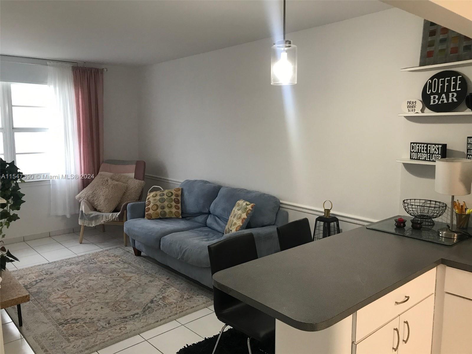 100 Lincoln Rd 1126, Miami Beach, Florida 33139, 1 Bedroom Bedrooms, ,1 BathroomBathrooms,Residential,For Sale,100 Lincoln Rd 1126,A11547390