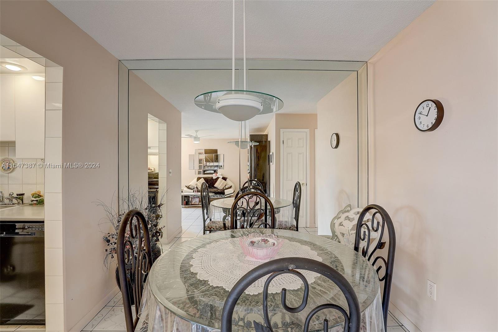 16801 NE 13th Ave 108, Miami, Florida 33162, 1 Bedroom Bedrooms, ,1 BathroomBathrooms,Residential,For Sale,16801 NE 13th Ave 108,A11547387