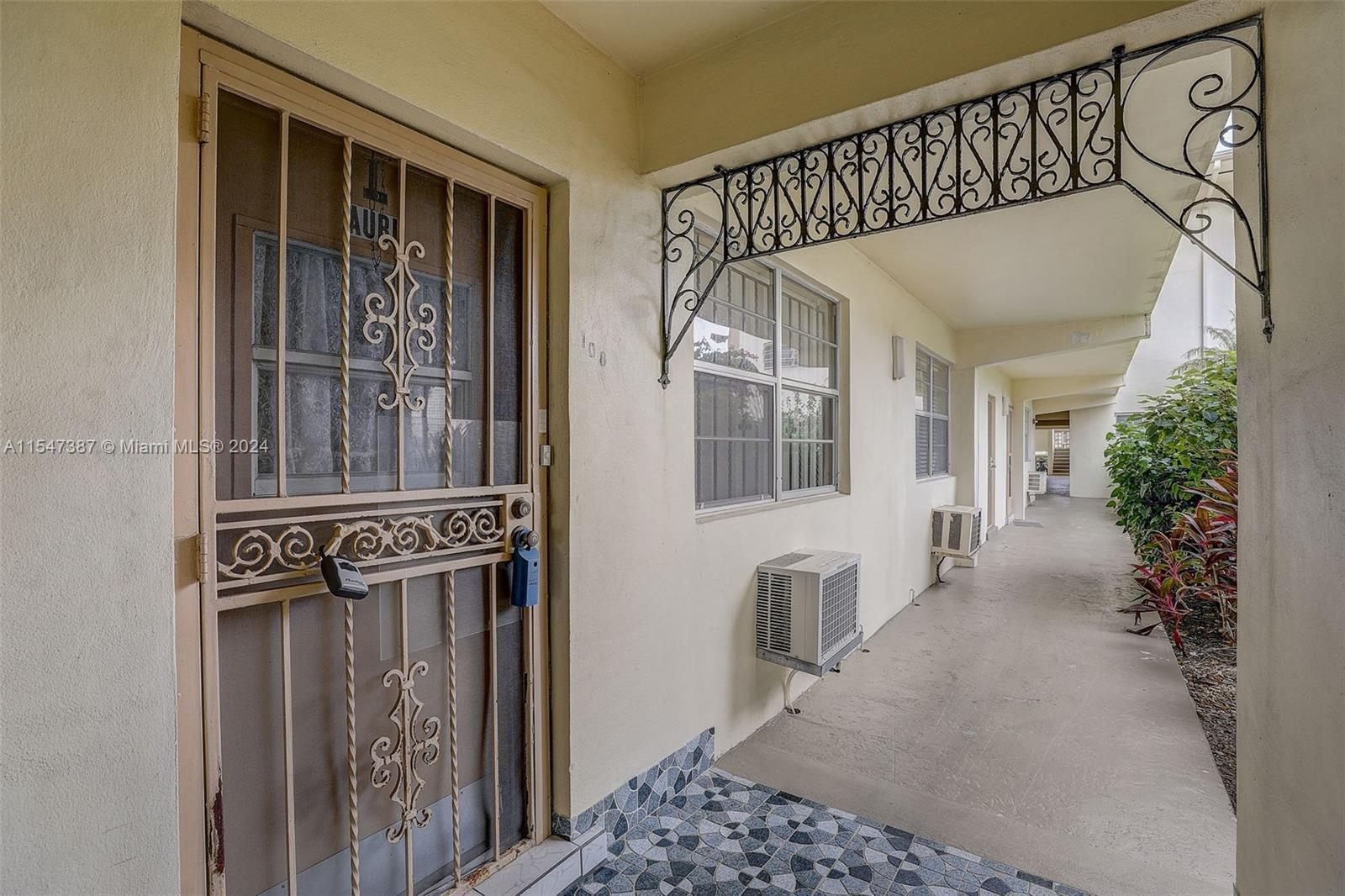 16801 NE 13th Ave 108, Miami, Florida 33162, 1 Bedroom Bedrooms, ,1 BathroomBathrooms,Residential,For Sale,16801 NE 13th Ave 108,A11547387