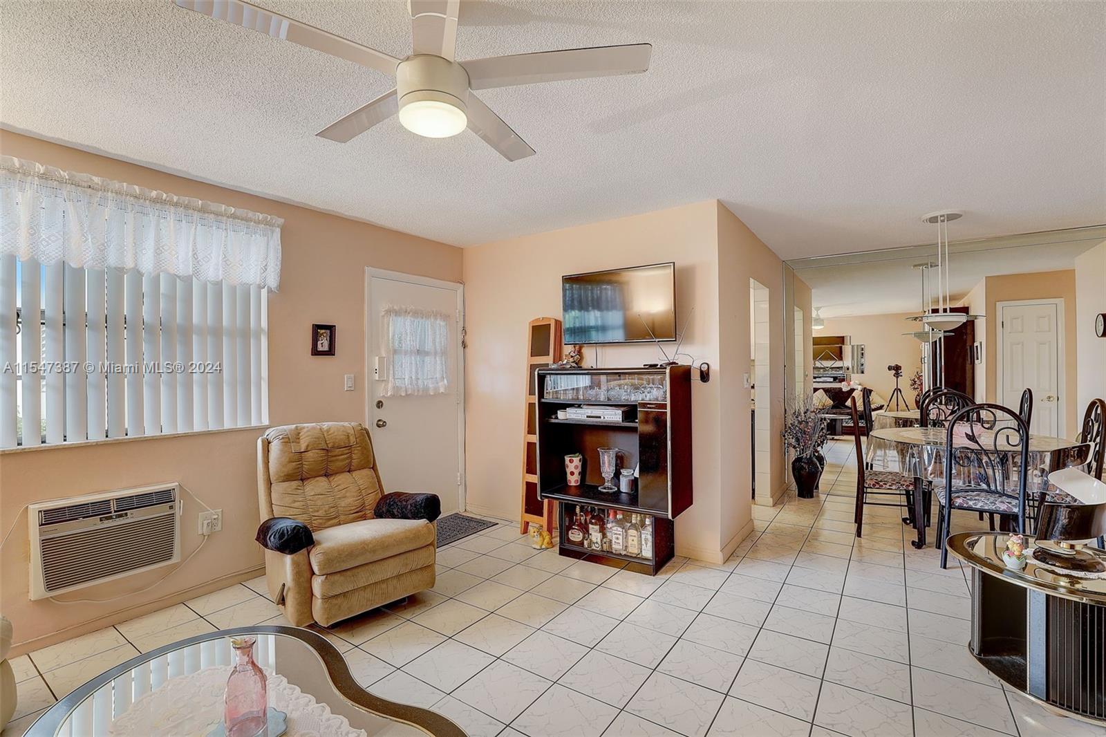16801 NE 13th Ave 108, Miami, Florida 33162, 1 Bedroom Bedrooms, ,1 BathroomBathrooms,Residential,For Sale,16801 NE 13th Ave 108,A11547387