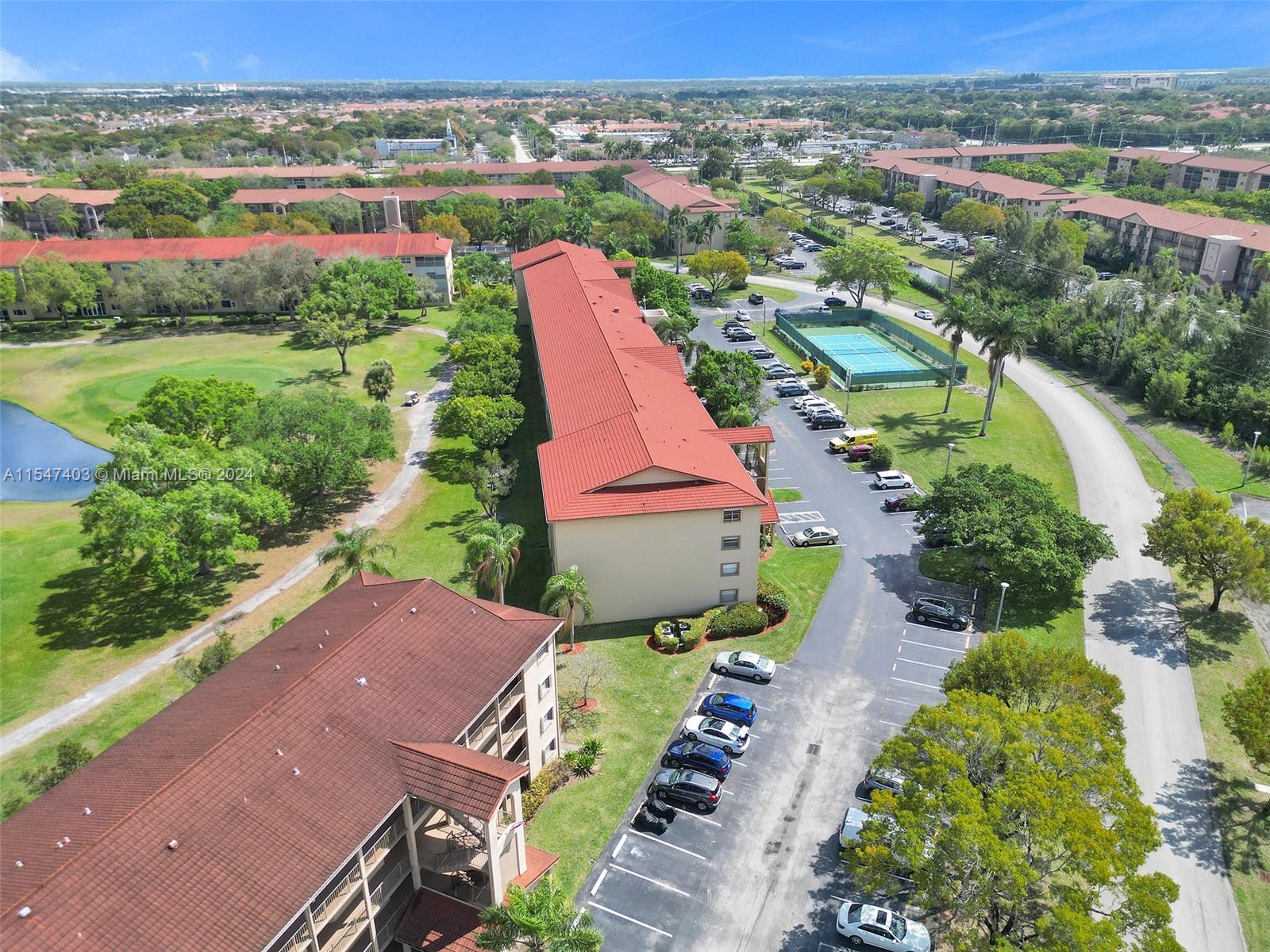 12601 SW 13th St 401G, Pembroke Pines, Florida 33027, 2 Bedrooms Bedrooms, ,2 BathroomsBathrooms,Residential,For Sale,12601 SW 13th St 401G,A11547403