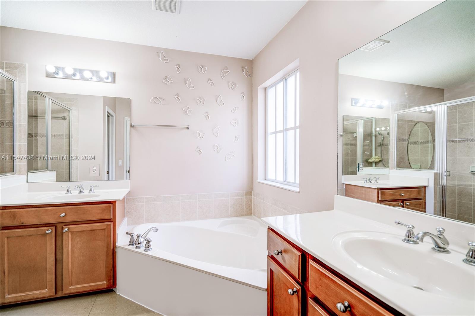 14263 SW 276th Way, Homestead, Florida 33032, 3 Bedrooms Bedrooms, ,2 BathroomsBathrooms,Residential,For Sale,14263 SW 276th Way,A11547438