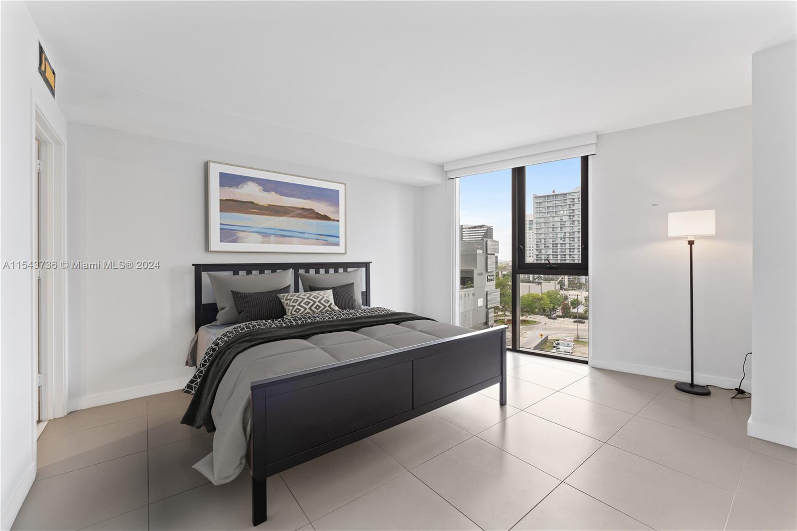 31 SE 6th St 1102, Miami, Florida 33131, 2 Bedrooms Bedrooms, ,2 BathroomsBathrooms,Residential,For Sale,31 SE 6th St 1102,A11543736