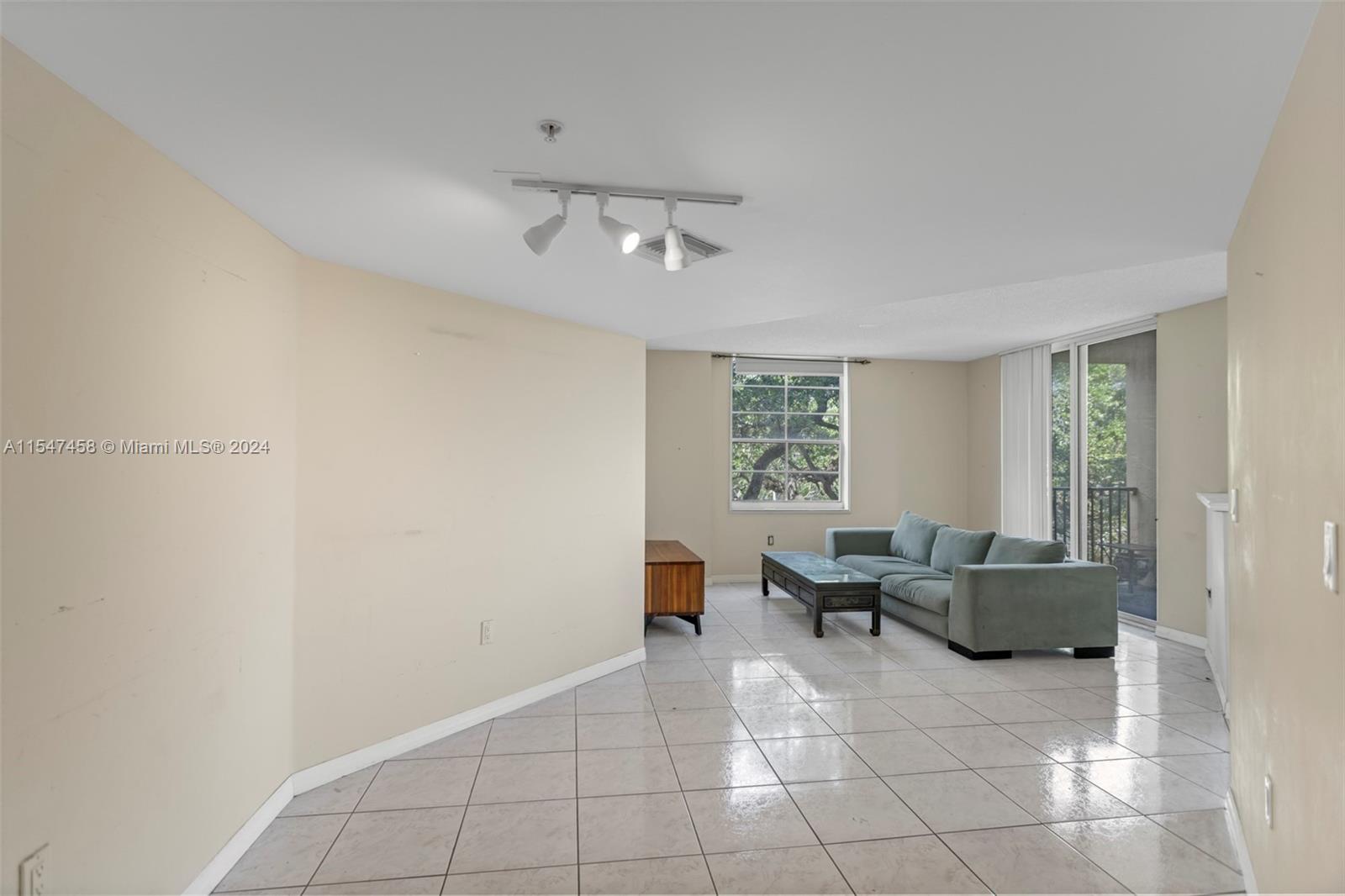 520 SE 5th Ave 2210, Fort Lauderdale, Florida 33301, 2 Bedrooms Bedrooms, ,2 BathroomsBathrooms,Residential,For Sale,520 SE 5th Ave 2210,A11547458