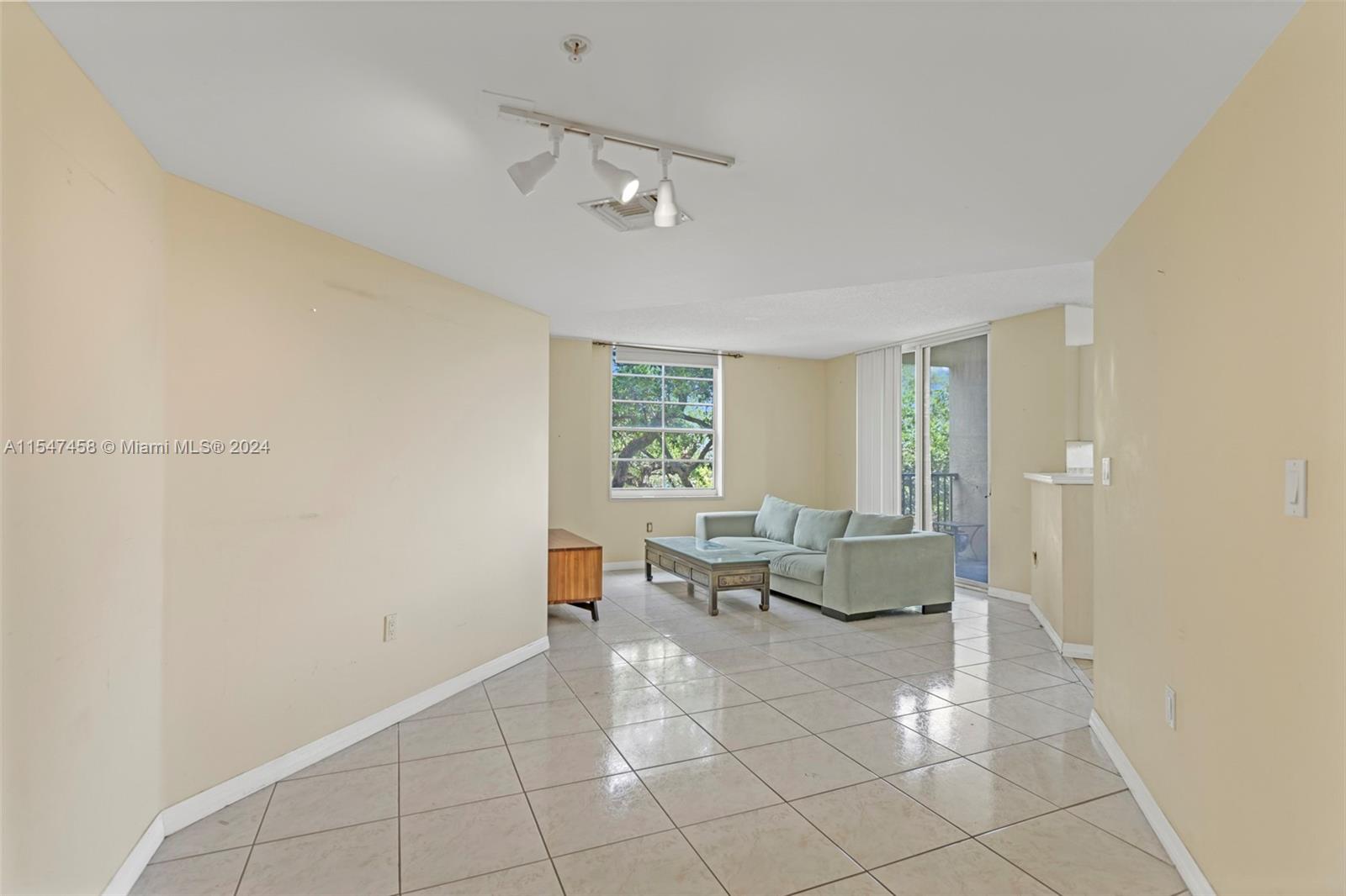 520 SE 5th Ave 2210, Fort Lauderdale, Florida 33301, 2 Bedrooms Bedrooms, ,2 BathroomsBathrooms,Residential,For Sale,520 SE 5th Ave 2210,A11547458