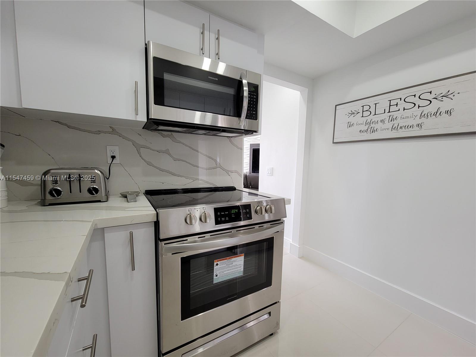 3505 S Ocean Dr 1203, Hollywood, Florida 33019, 2 Bedrooms Bedrooms, ,1 BathroomBathrooms,Residential,For Sale,3505 S Ocean Dr 1203,A11547459