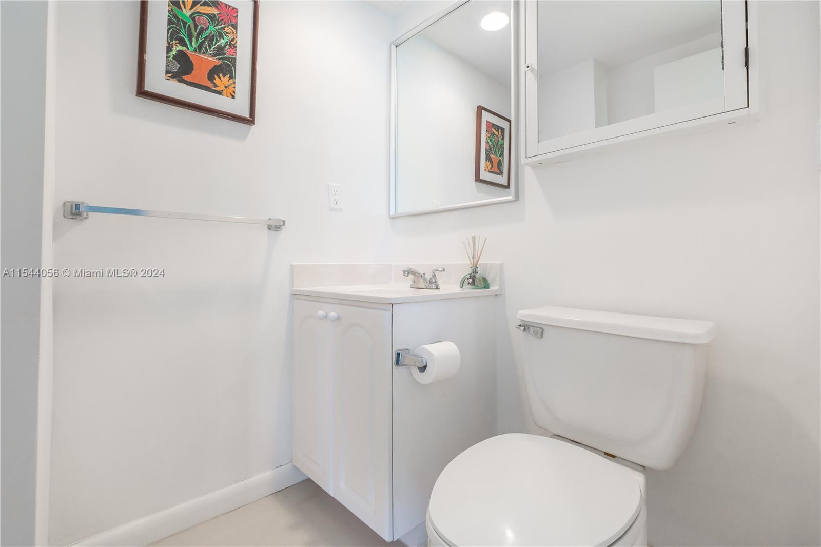 4001 S Ocean Dr 11K, Hollywood, Florida 33019, 1 Bedroom Bedrooms, ,1 BathroomBathrooms,Residentiallease,For Rent,4001 S Ocean Dr 11K,A11544056