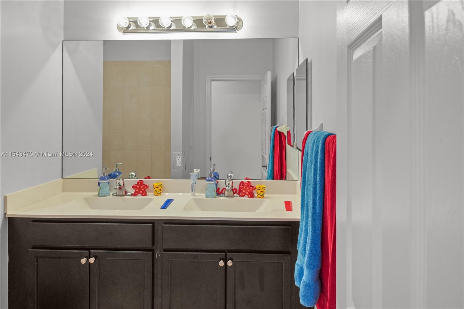 25301 SW 116TH AVE, Homestead, Florida 33032, 4 Bedrooms Bedrooms, ,3 BathroomsBathrooms,Residential,For Sale,25301 SW 116TH AVE,A11543470