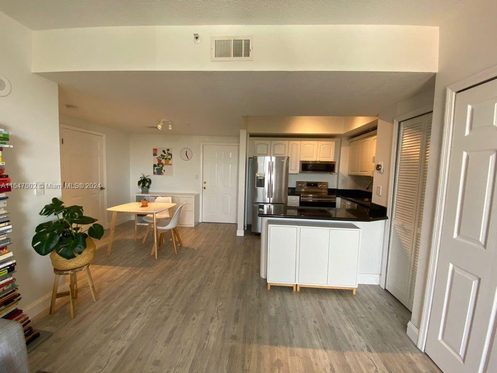 3500 Coral Way 707, Miami, Florida 33145, 2 Bedrooms Bedrooms, ,2 BathroomsBathrooms,Residentiallease,For Rent,3500 Coral Way 707,A11547502