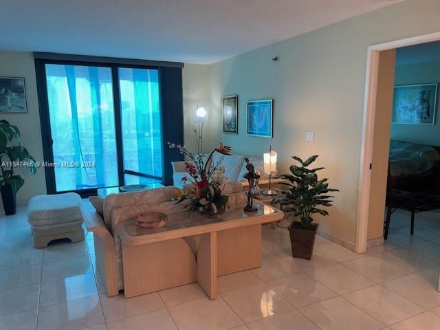 210 174th St, Sunny Isles Beach, FL, 33160 United States, 2 Bedrooms Bedrooms, ,2 BathroomsBathrooms,Residential,For Sale,174th St,A11547466