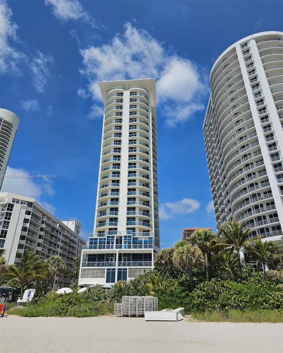 17315 Collins Ave, Sunny Isles Beach, FL, 33160 United States, 2 Bedrooms Bedrooms, ,2 BathroomsBathrooms,Residential,For Sale,Collins Ave,A11547504