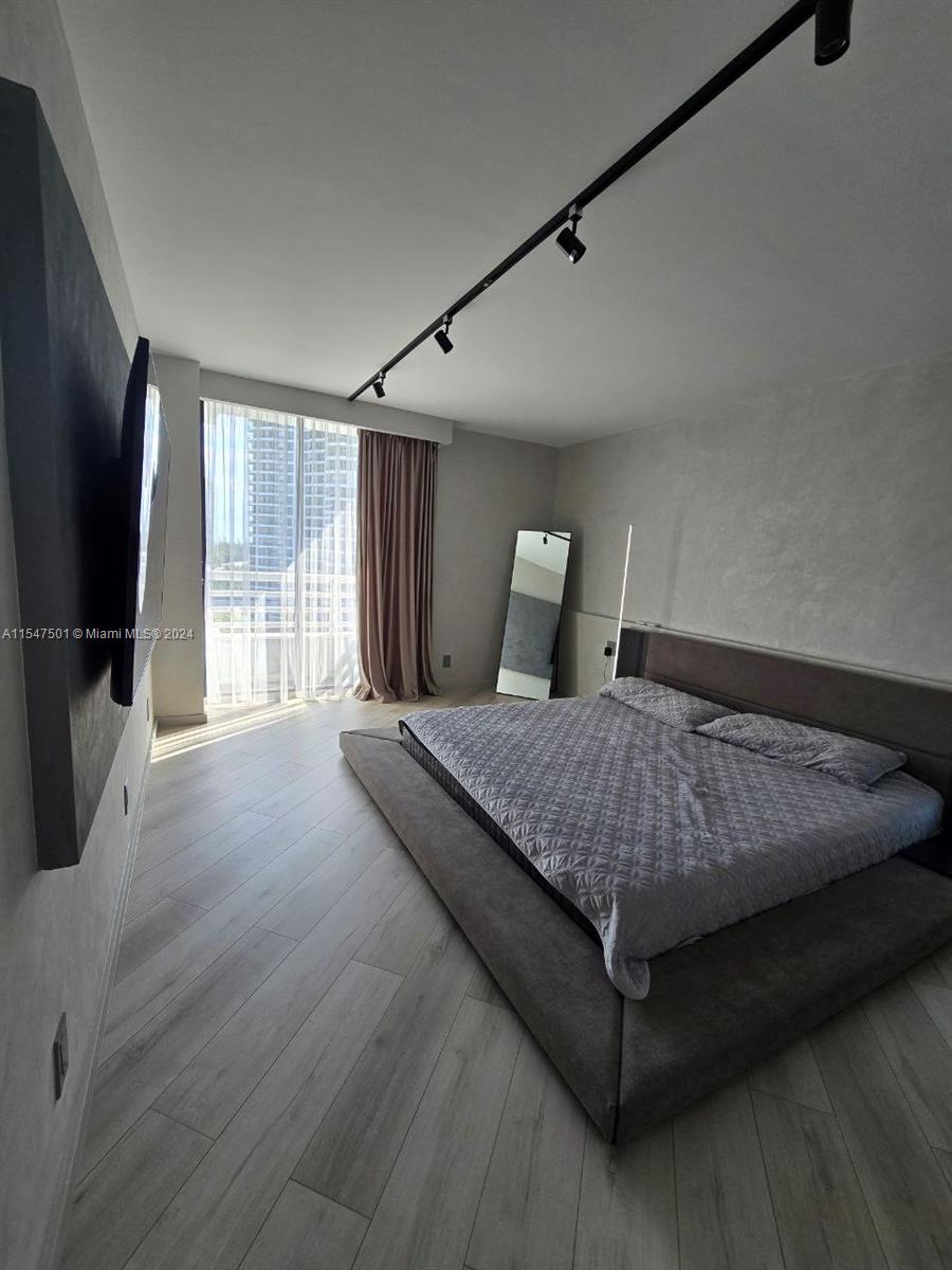 3300 NE 192nd St 907, Aventura, Florida 33180, 2 Bedrooms Bedrooms, ,2 BathroomsBathrooms,Residential,For Sale,3300 NE 192nd St 907,A11547501