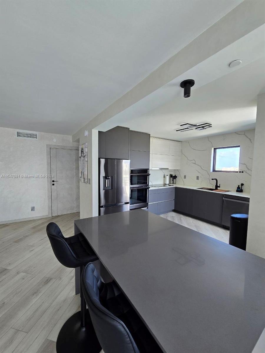 3300 NE 192nd St 907, Aventura, Florida 33180, 2 Bedrooms Bedrooms, ,2 BathroomsBathrooms,Residential,For Sale,3300 NE 192nd St 907,A11547501