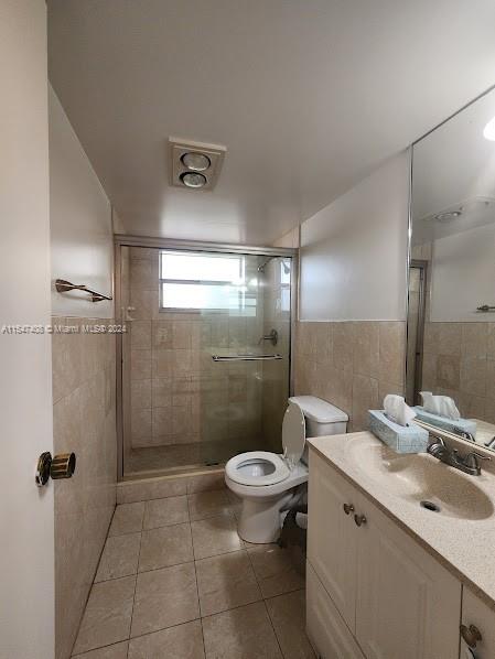 8350 Sands Point Blvd E309, Tamarac, Florida 33321, 2 Bedrooms Bedrooms, ,2 BathroomsBathrooms,Residentiallease,For Rent,8350 Sands Point Blvd E309,A11547408