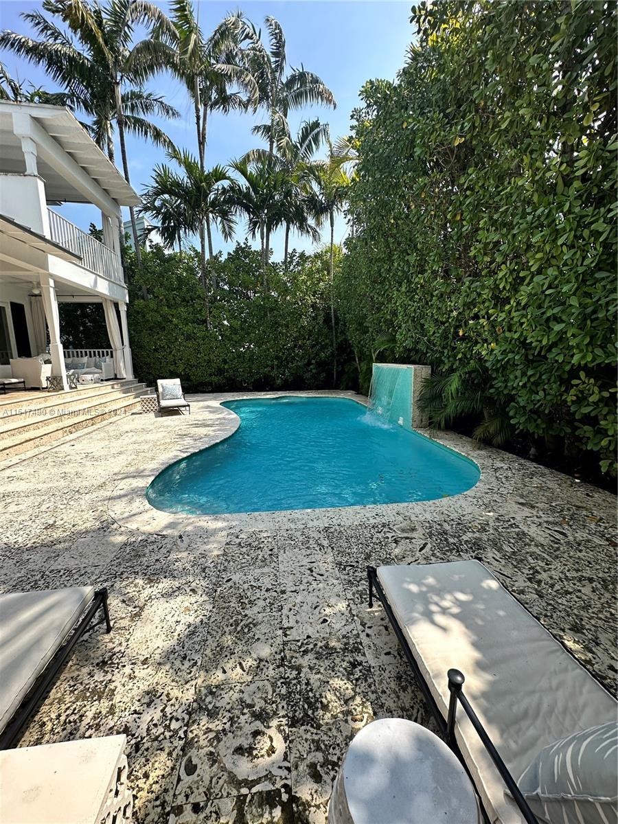 300 Greenwood Dr, Key Biscayne, FL, 33149 United States, 4 Bedrooms Bedrooms, ,5 BathroomsBathrooms,Residential,For Sale,Greenwood Dr,A11547490